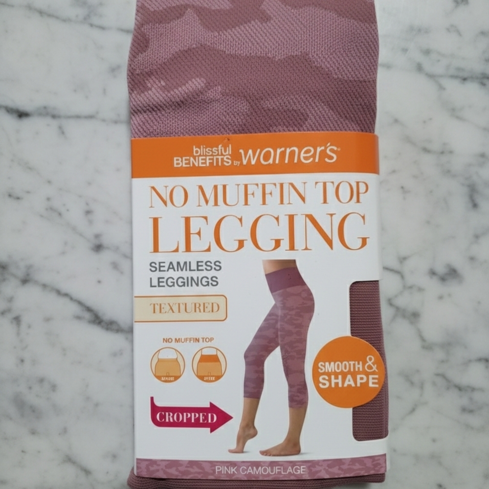 Warner's Textured Pink Leggings